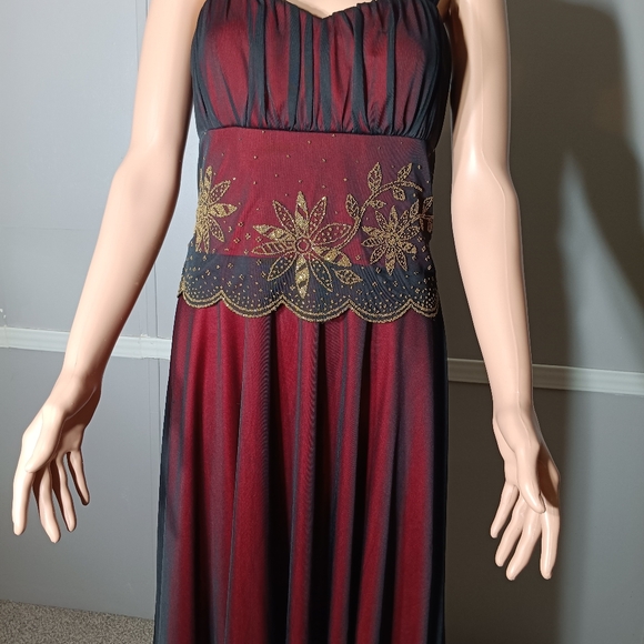 Formal dress size large - Picture 2 of 9